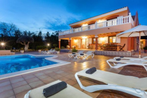 Отель Villa Tino  Can Furnet
